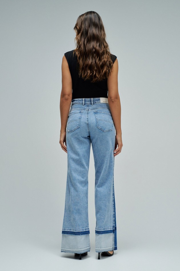 FAITH PUSH IN WIDE JEANS