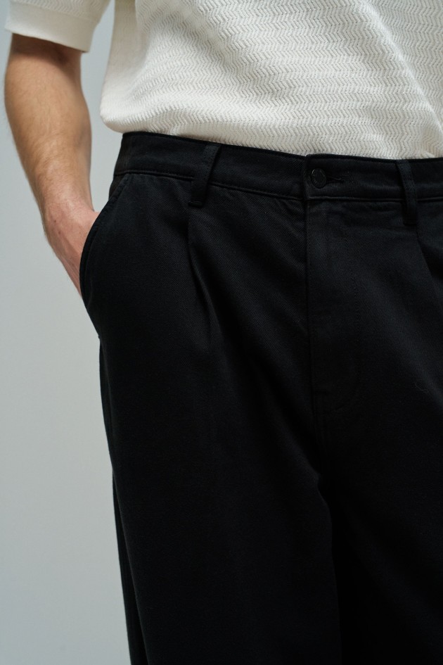 CALÇAS LOOSE FIT