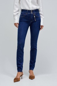SECRET PUSH IN SKINNY JEANS SECRET PUSH IN SKINNY JEANS