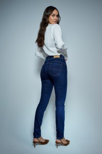 SECRET PUSH IN SKINNY JEANS SECRET PUSH IN SKINNY JEANS