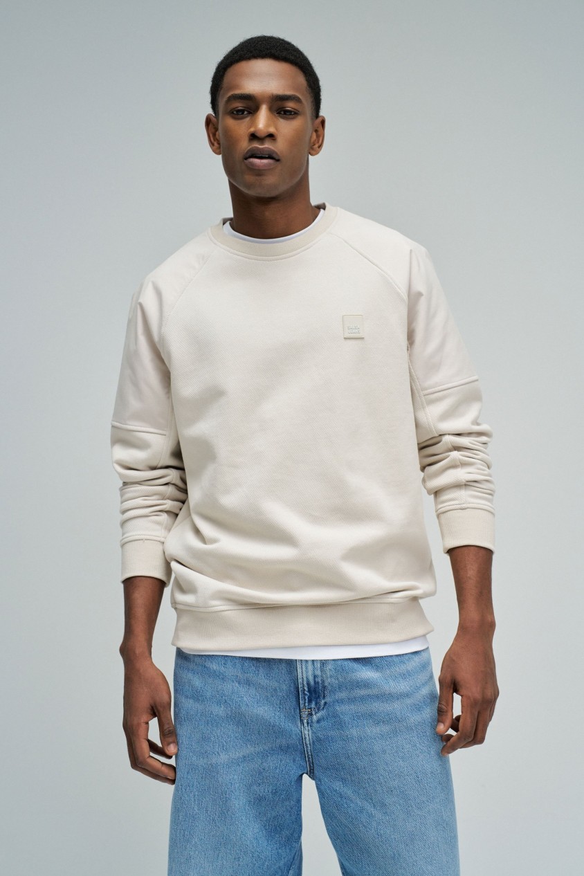 SWEATSHIRT WITH BRANDING