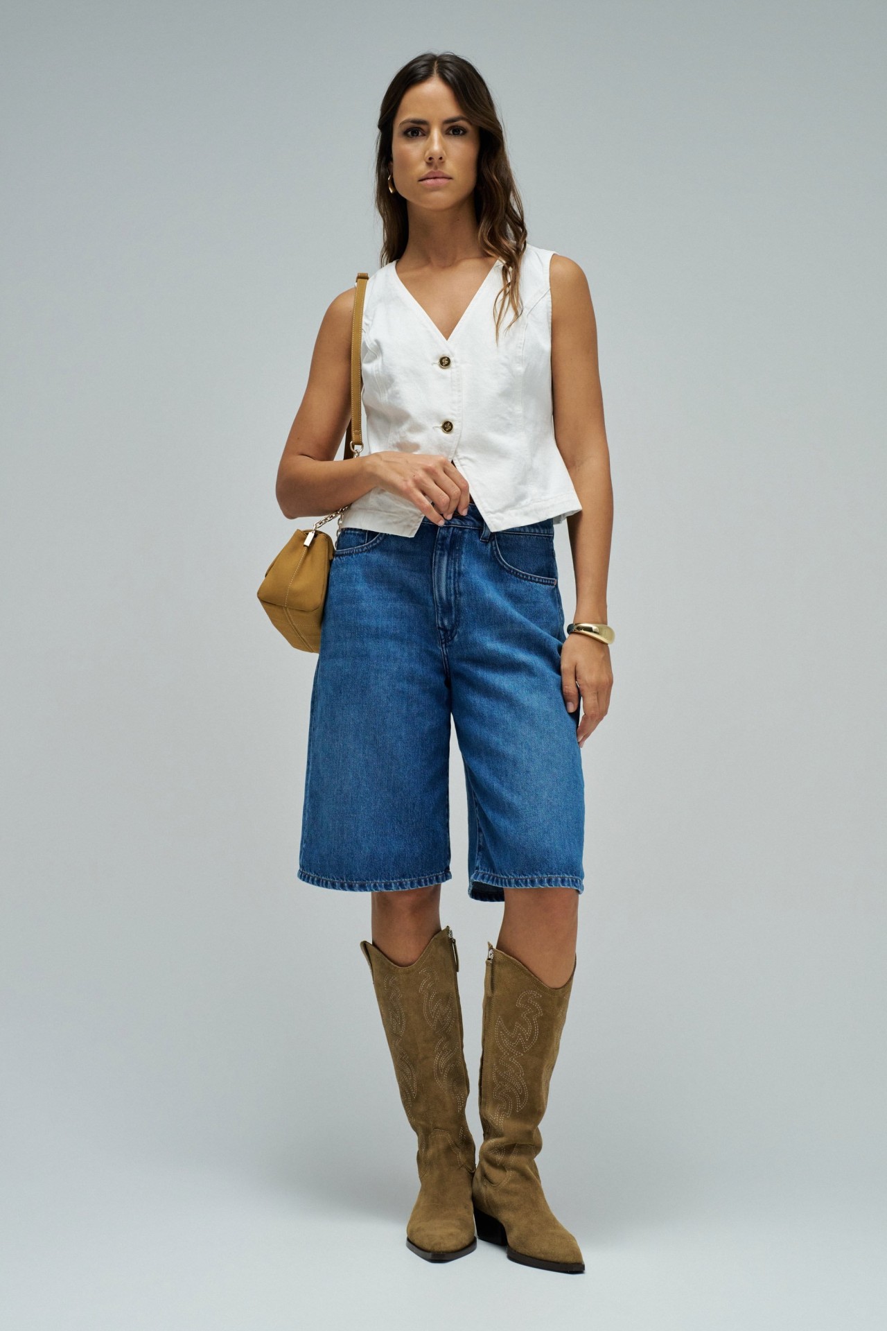 CHALECO EN DENIM