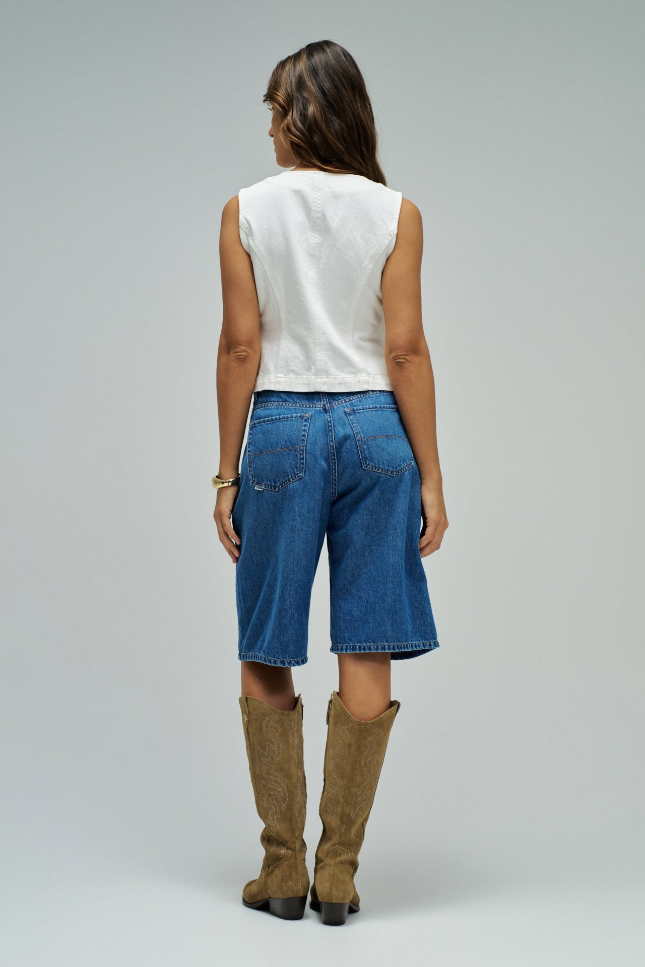 CHALECO EN DENIM