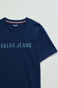 T-SHIRT WITH BRANDING