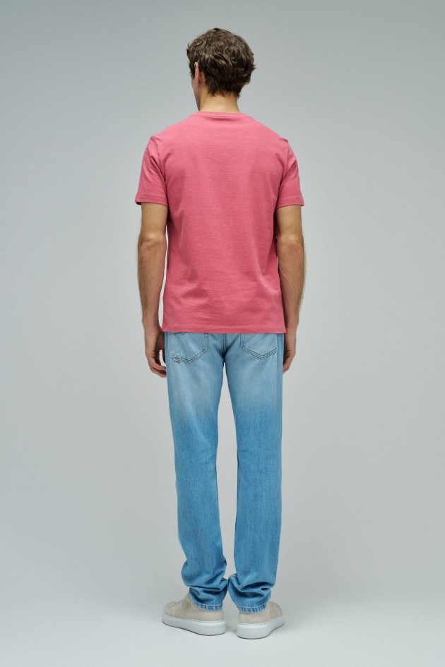 T-SHIRT COM BRANDING