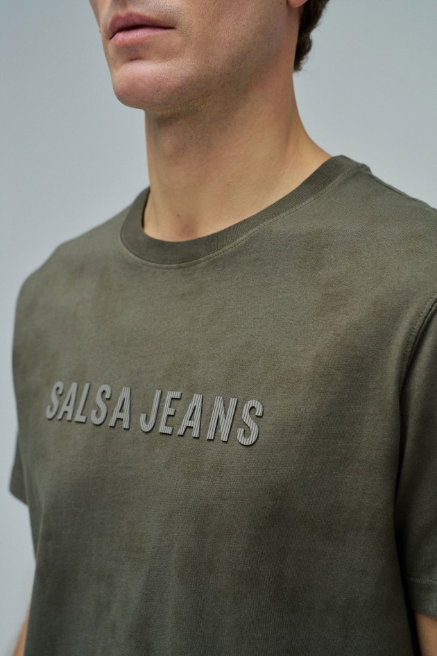 T-SHIRT COM BRANDING