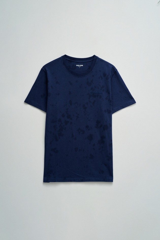 T-SHIRT WITH BRANDING