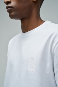T-SHIRT MET BRANDING