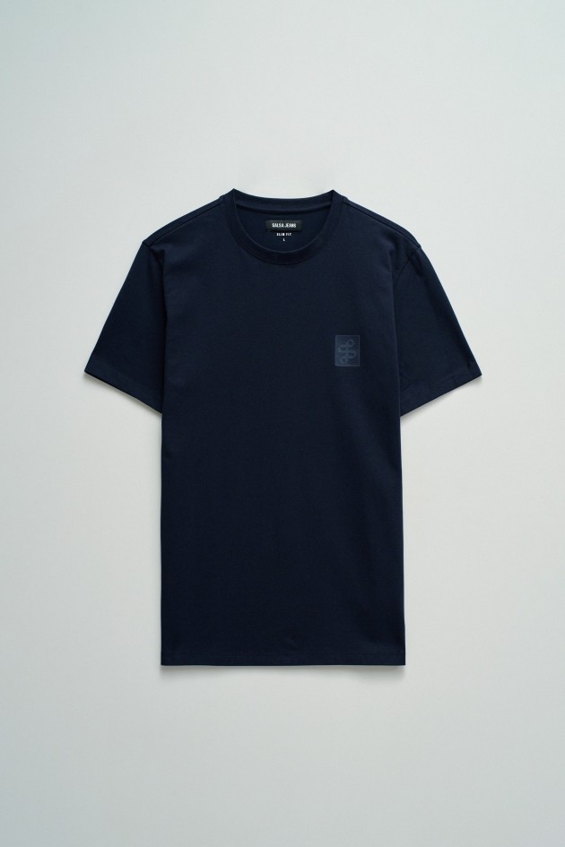 T-SHIRT AVEC BRANDING
