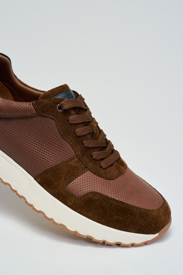 ZAPATILLAS DE PIEL