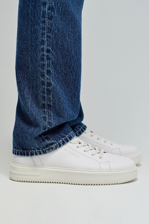 LEATHER SHOES