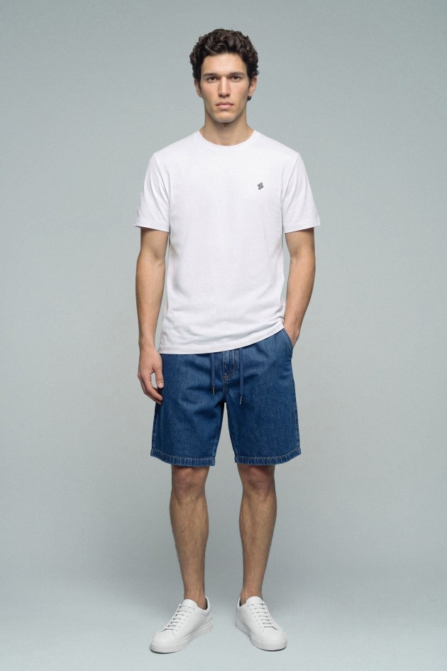 T-SHIRT AVEC BRANDING
