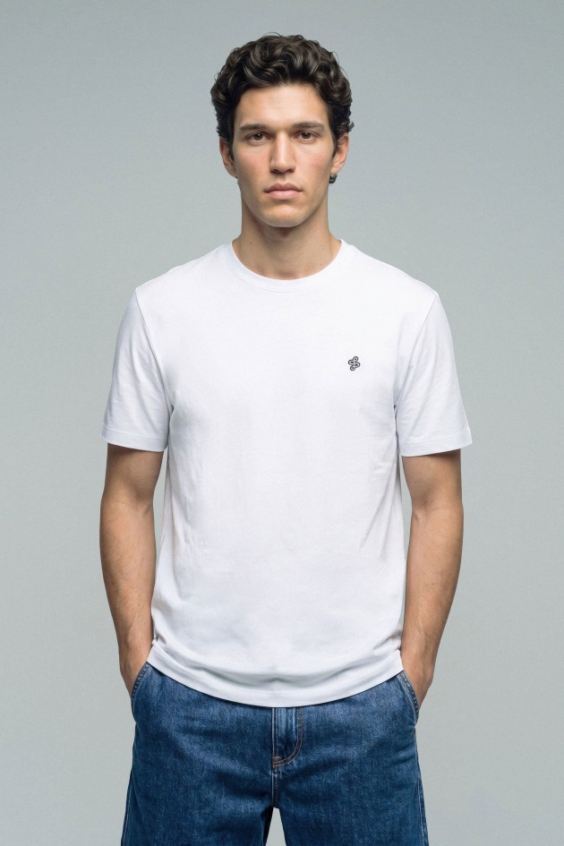 T-SHIRT COM BRANDING