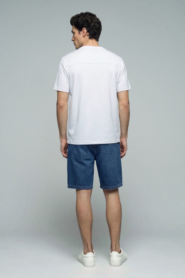T-SHIRT AVEC BRANDING