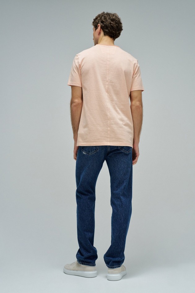 T-SHIRT COM BRANDING