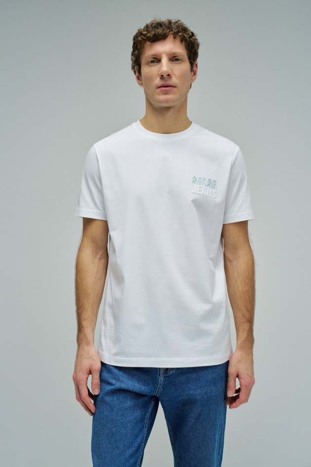 T-SHIRT COM BRANDING
