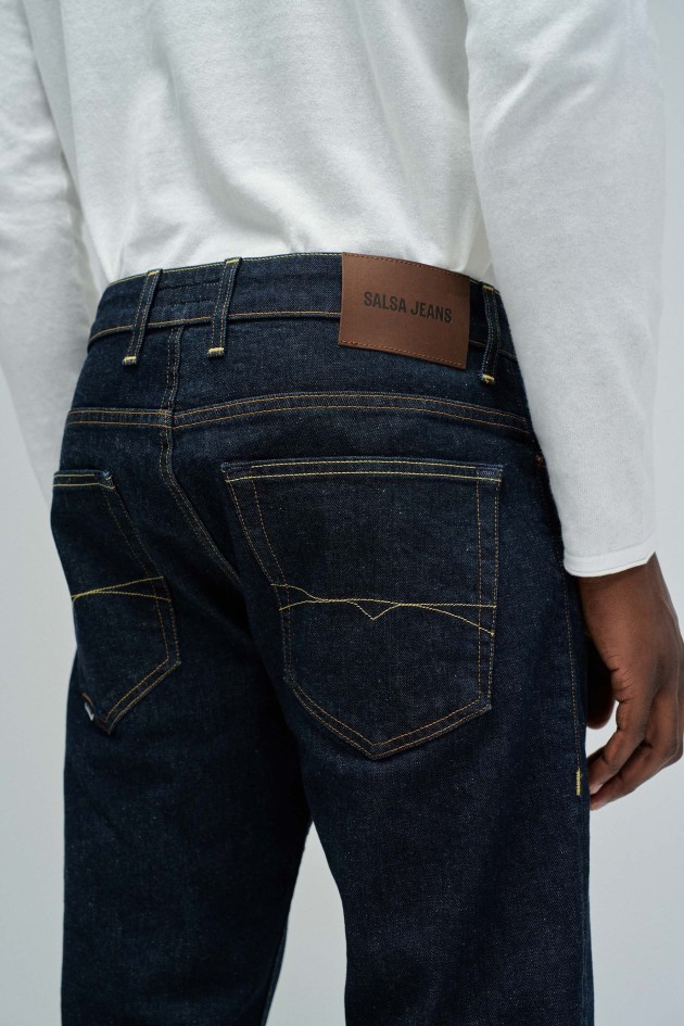 REGULAR FIT JEANS