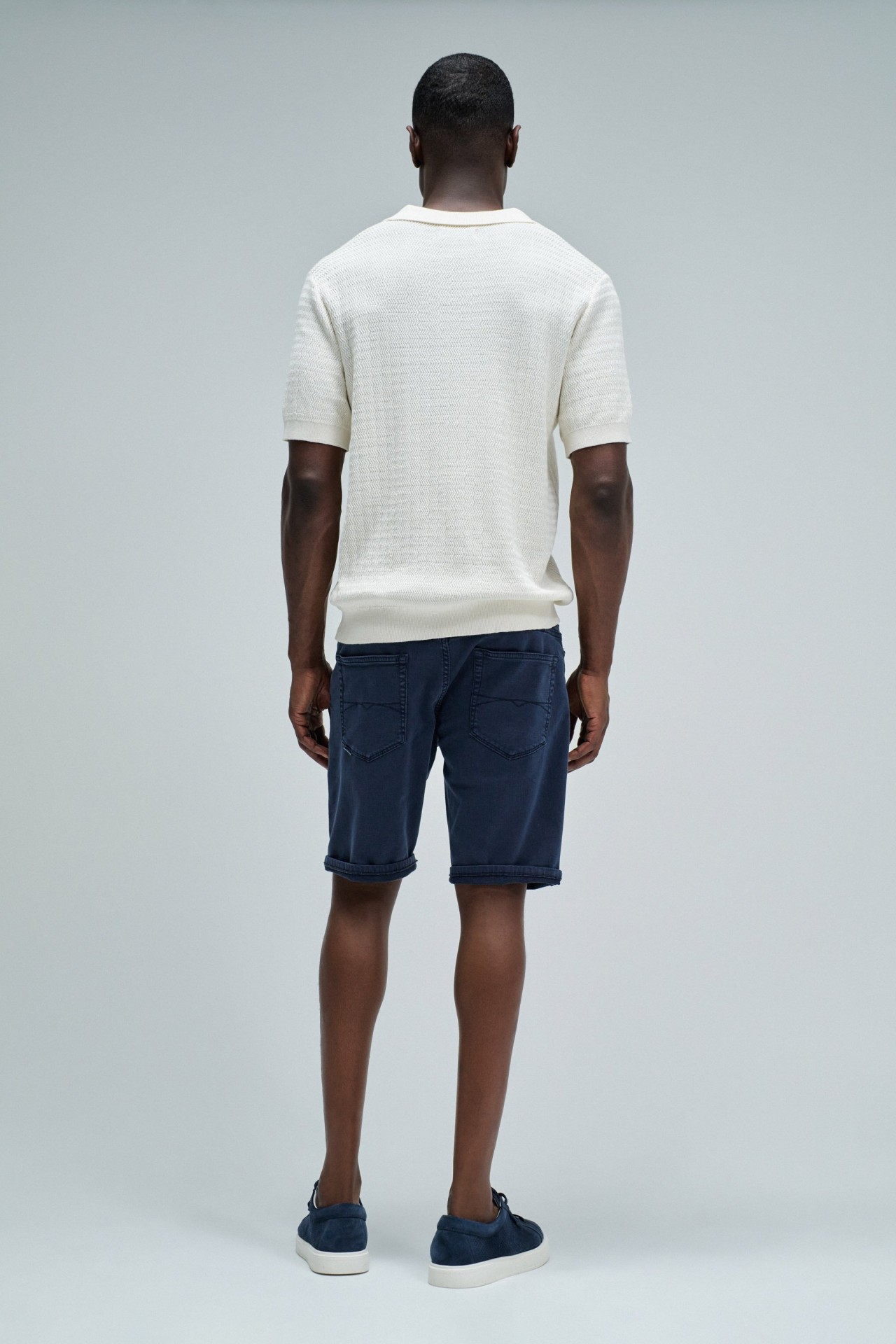 COLOURED DENIM S-ACTIV SHORTS