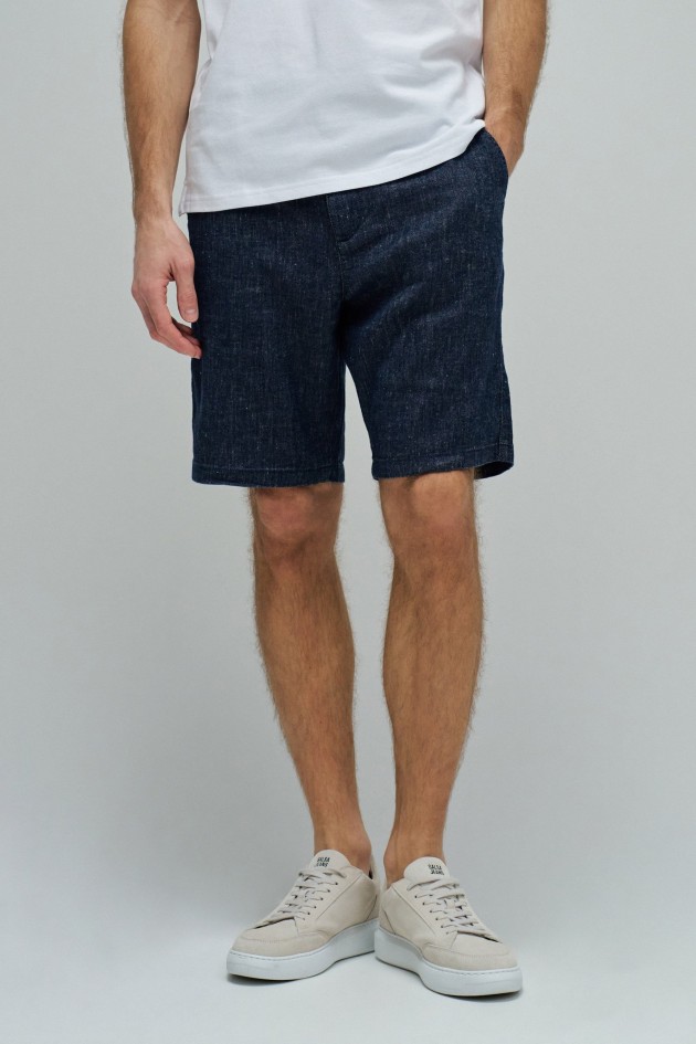 JOGGER-SHORTS AUS LEICHTEM DENIM