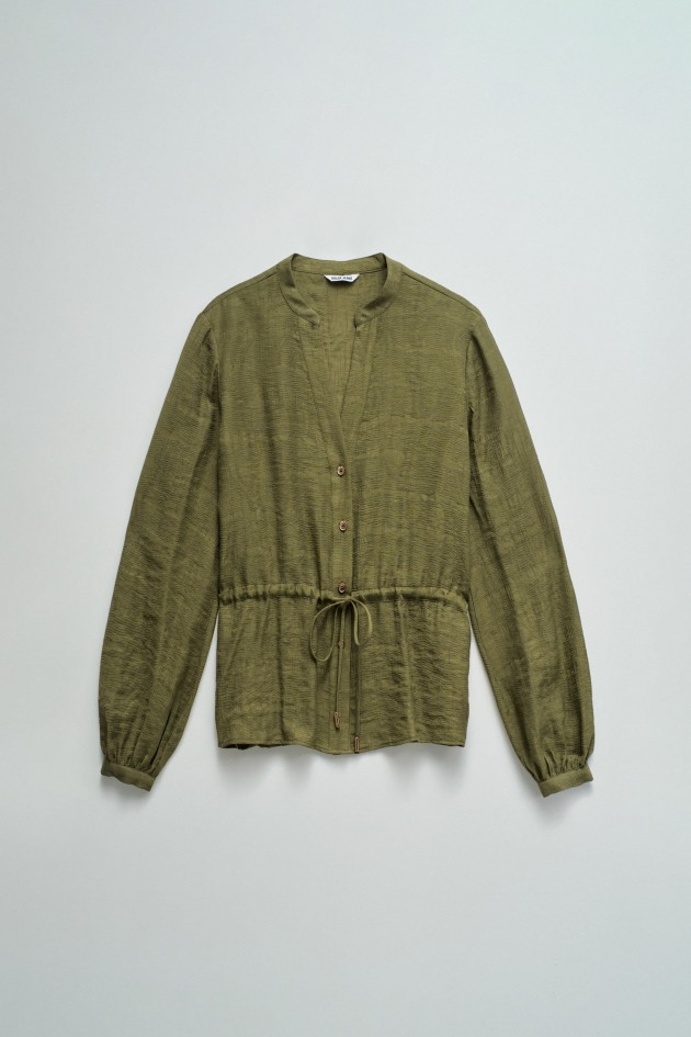 BLUSA TEXTURADA COM CINTO