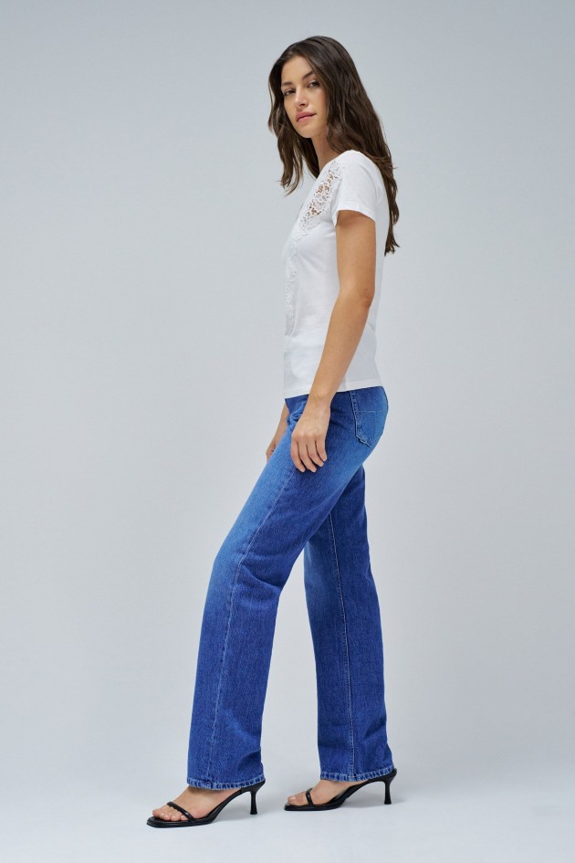 T-SHIRT COM RENDA