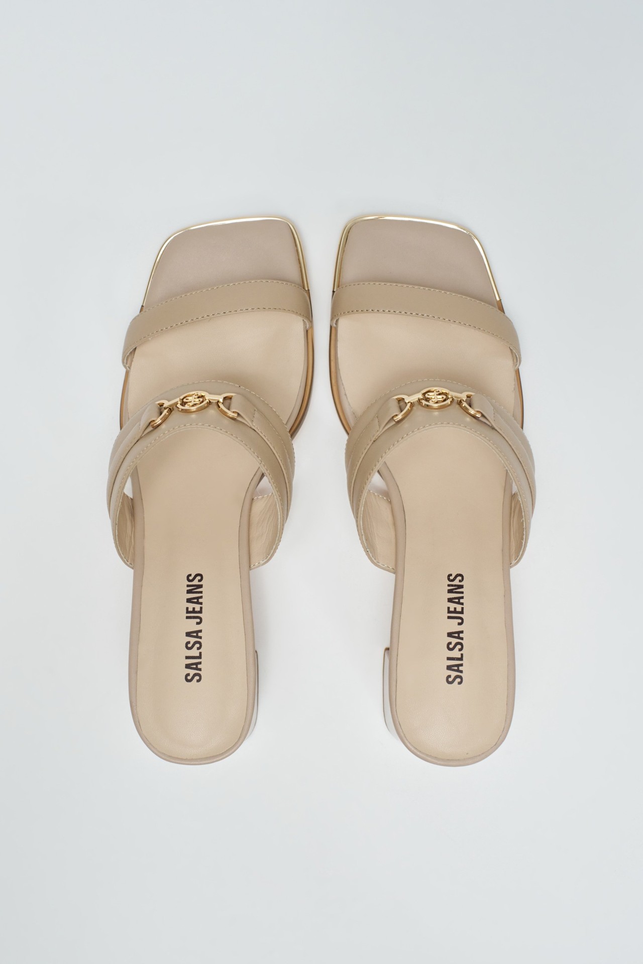 LEATHER SANDALS