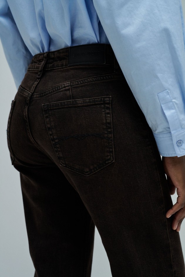 JEAN TRUE STRAIGHT