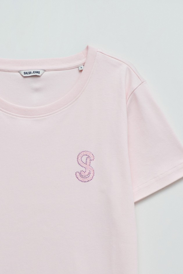 T-SHIRT WITH BRANDING