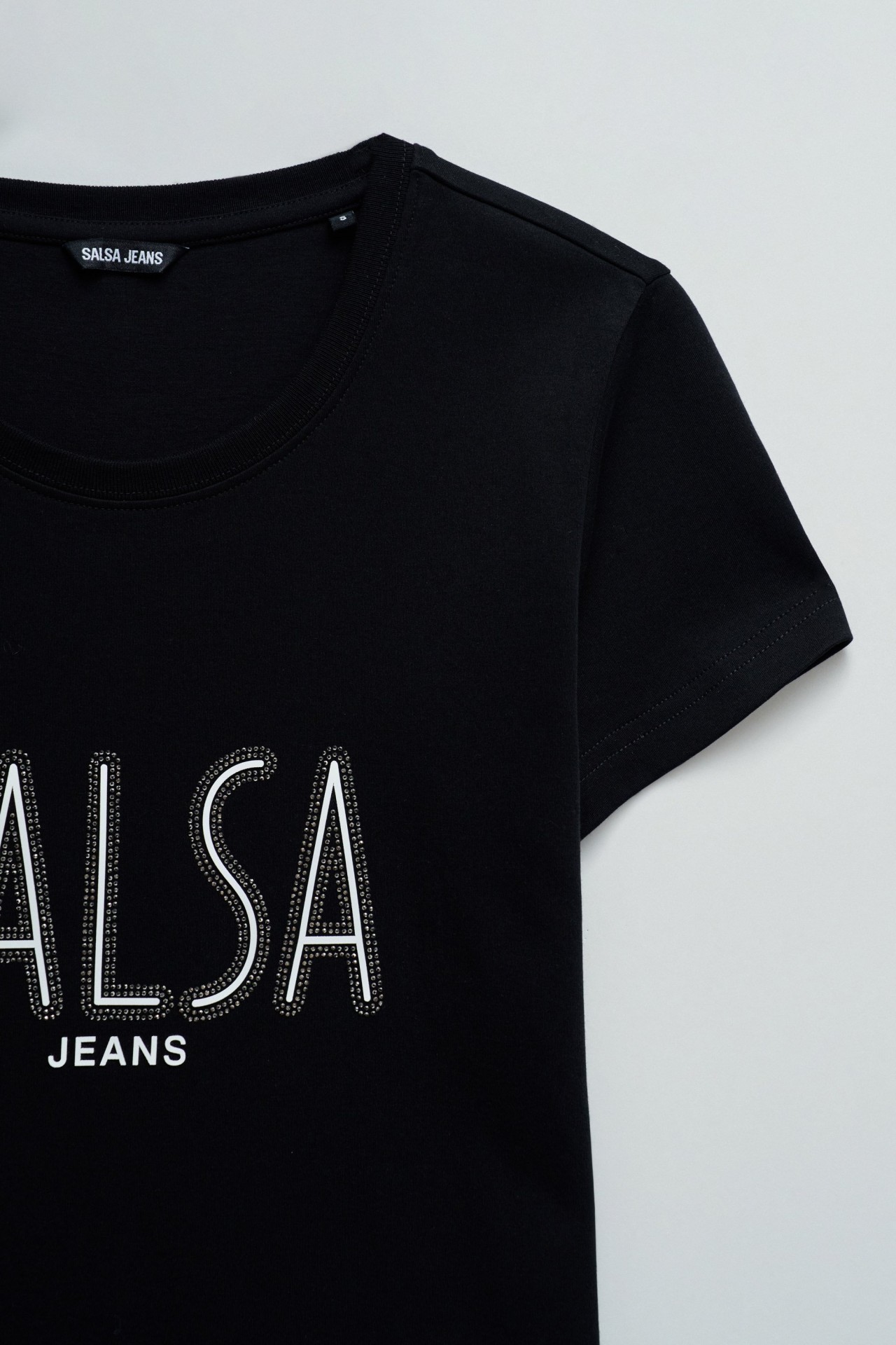 T-SHIRT MET BRANDING