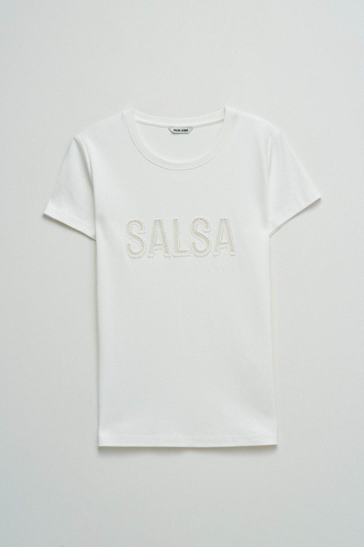 T-SHIRT WITH BRANDING