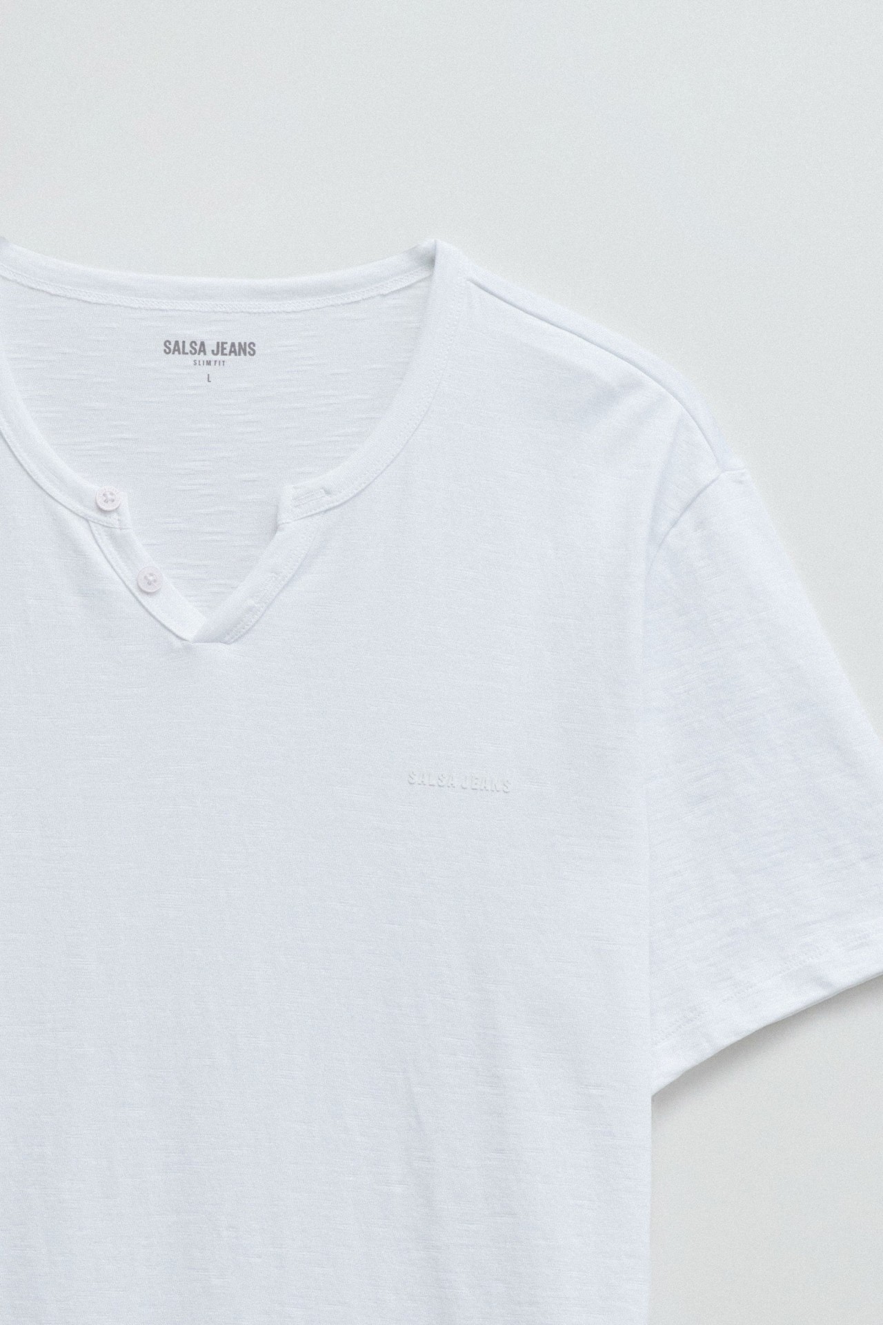 T-SHIRT CON BRANDING