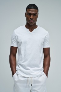 T-SHIRT CON BRANDING