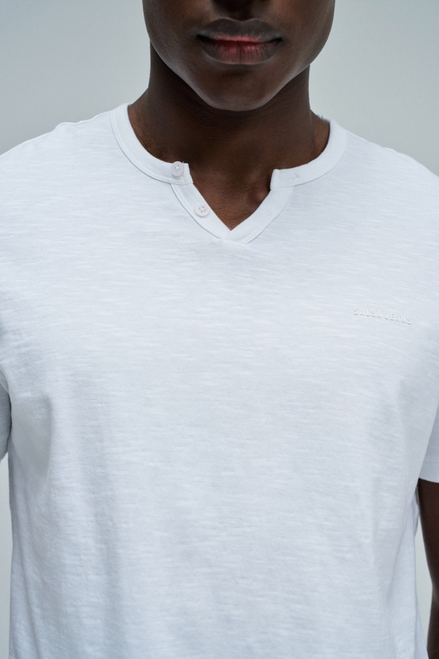 T-SHIRT CON BRANDING