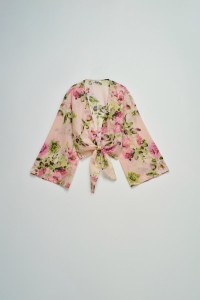 BLOUSE MET STRIKDETAIL VOORAAN