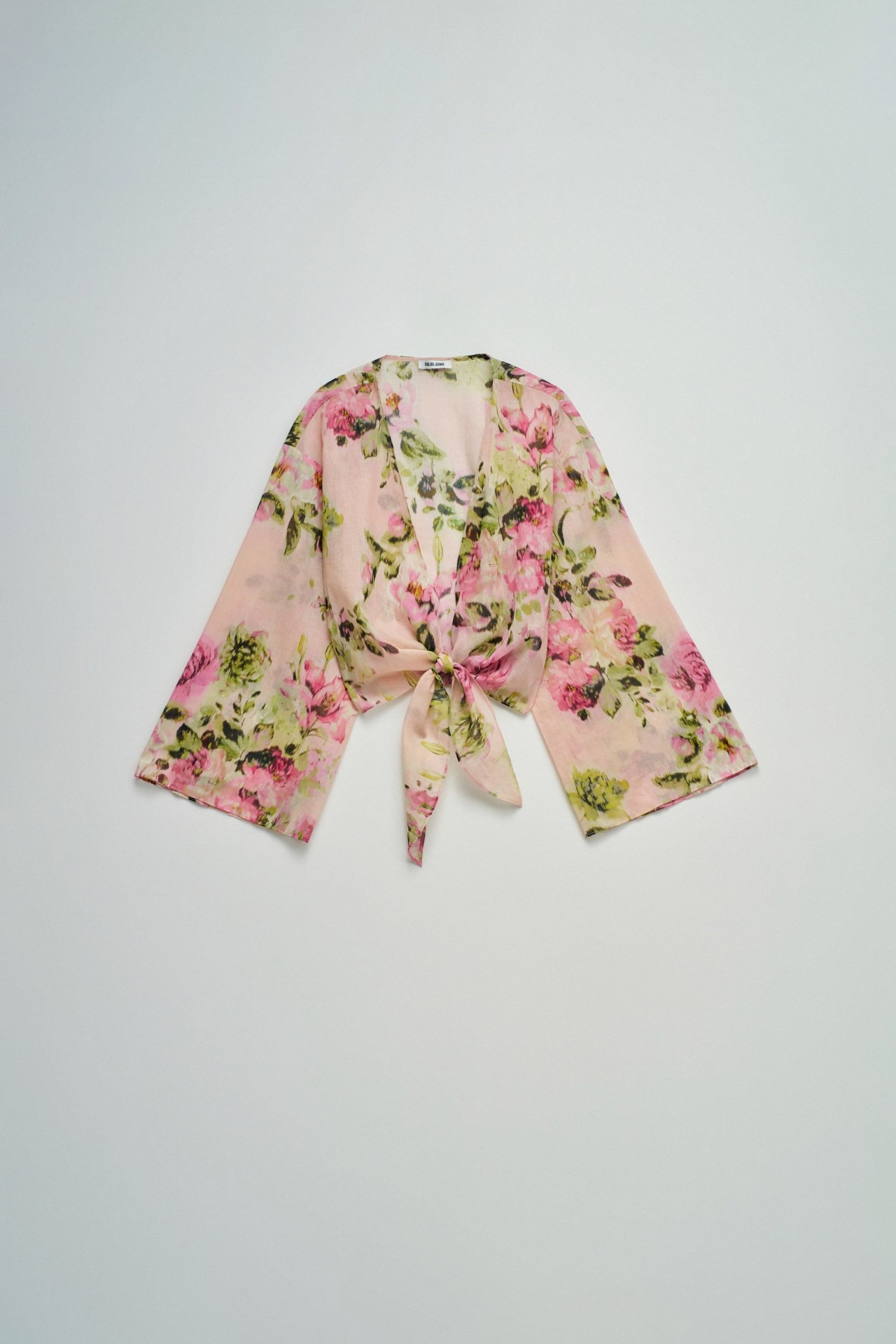 BLOUSE MET STRIKDETAIL VOORAAN