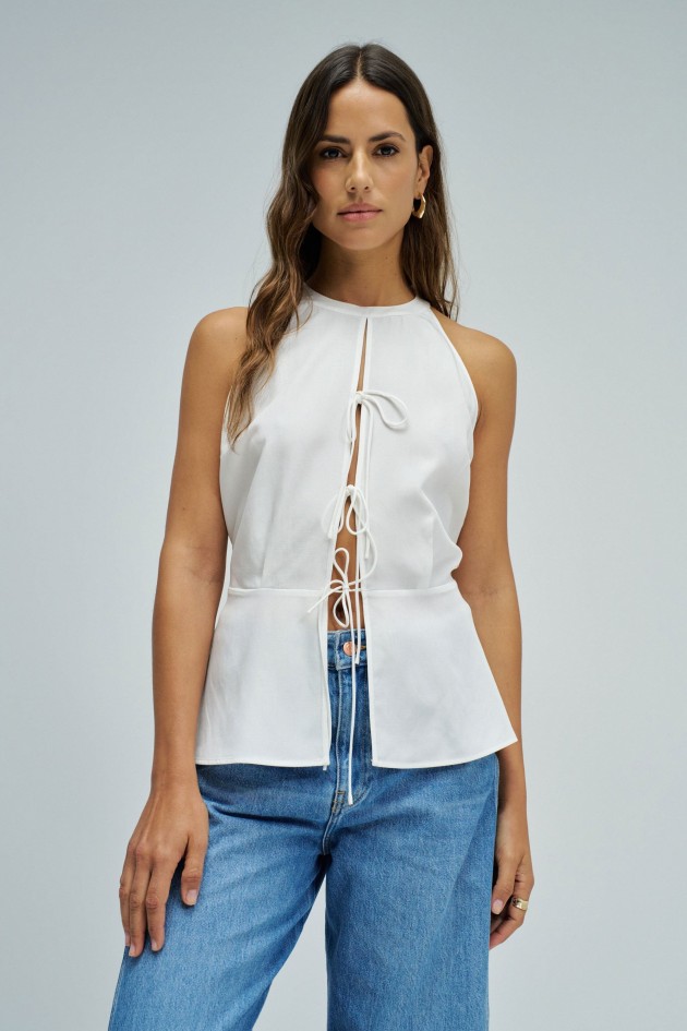 TOP IN LIGHTDENIM WITH FRONT OPENING