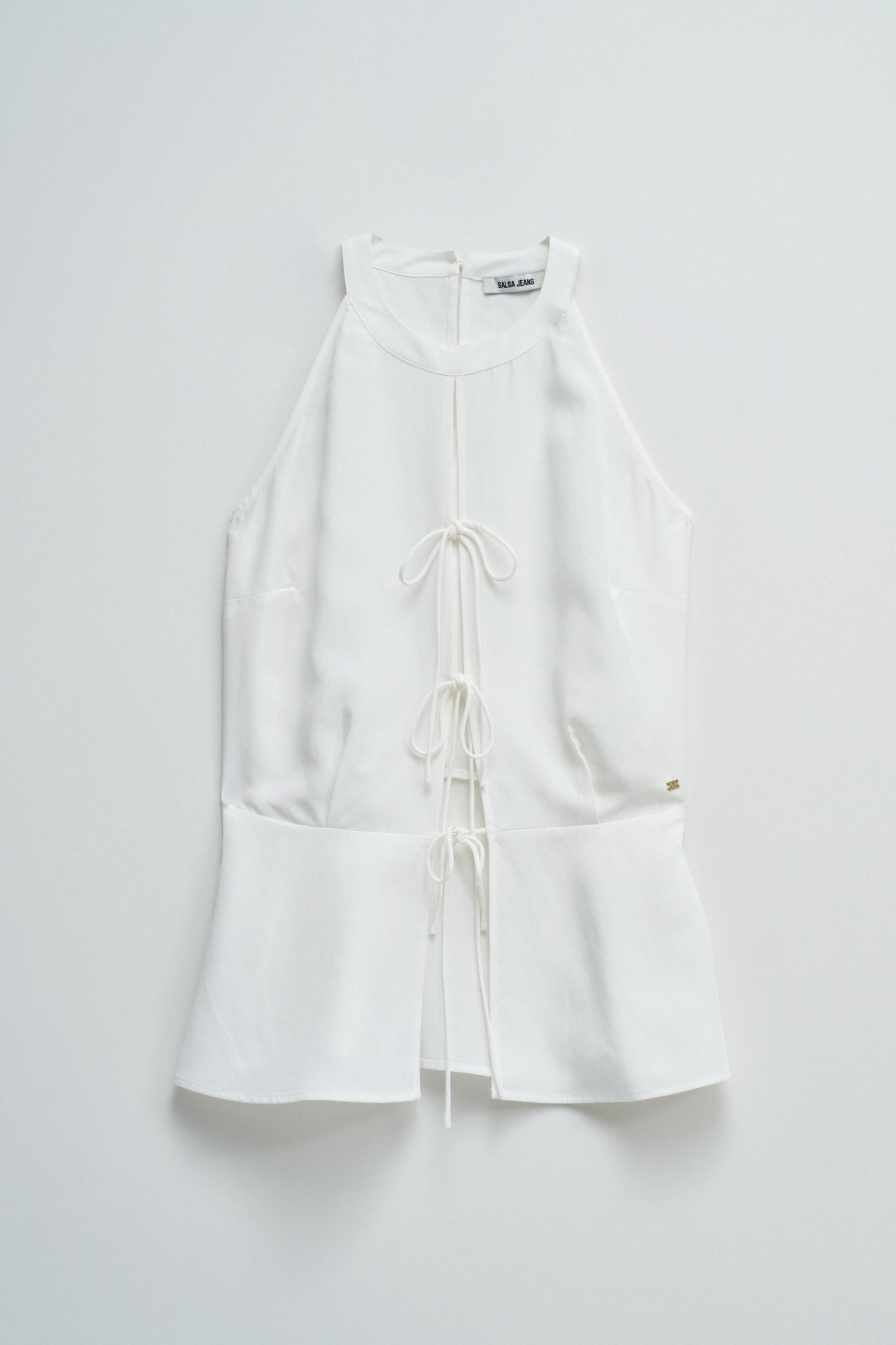 TOP EN LIGHTDENIM AVEC OUVERTURE FRONTALE