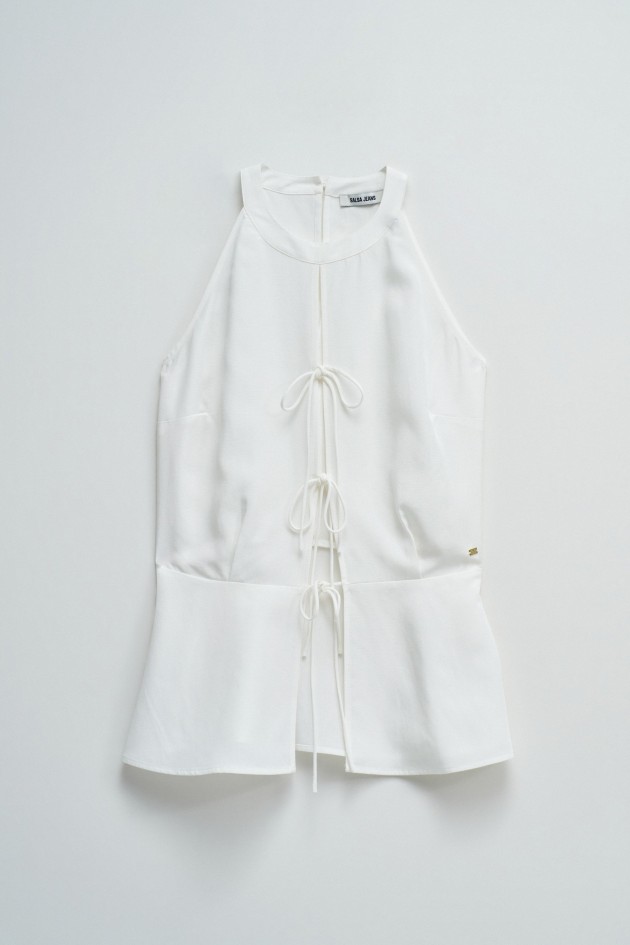 TOP IN LIGHTDENIM WITH FRONT OPENING