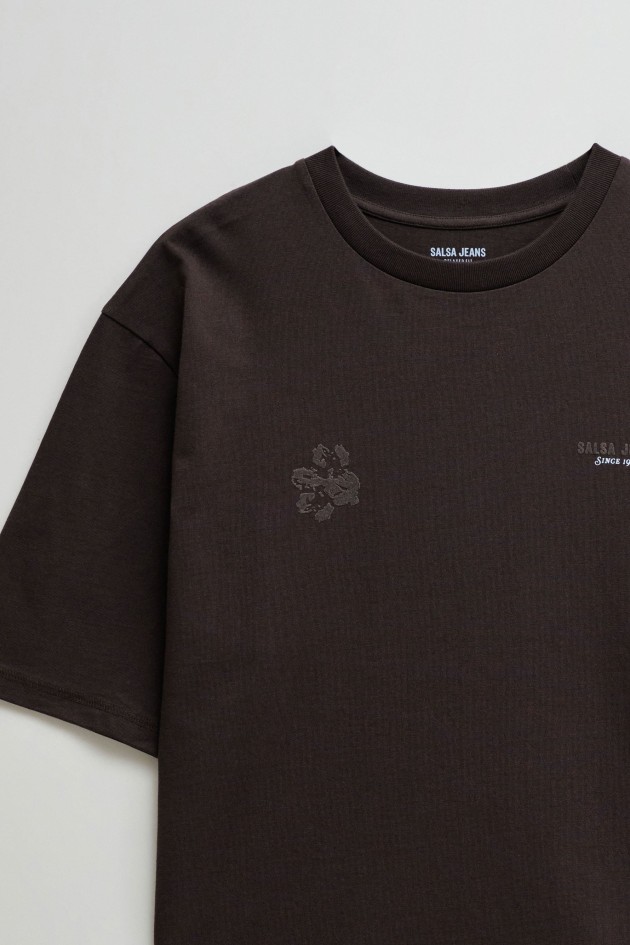T-SHIRT AVEC IMPRIMÉ ET BRANDING