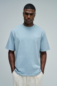 T-SHIRT AVEC MARQUE