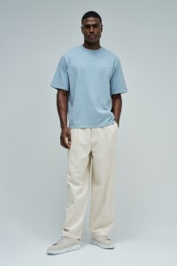 T-SHIRT AVEC MARQUE
