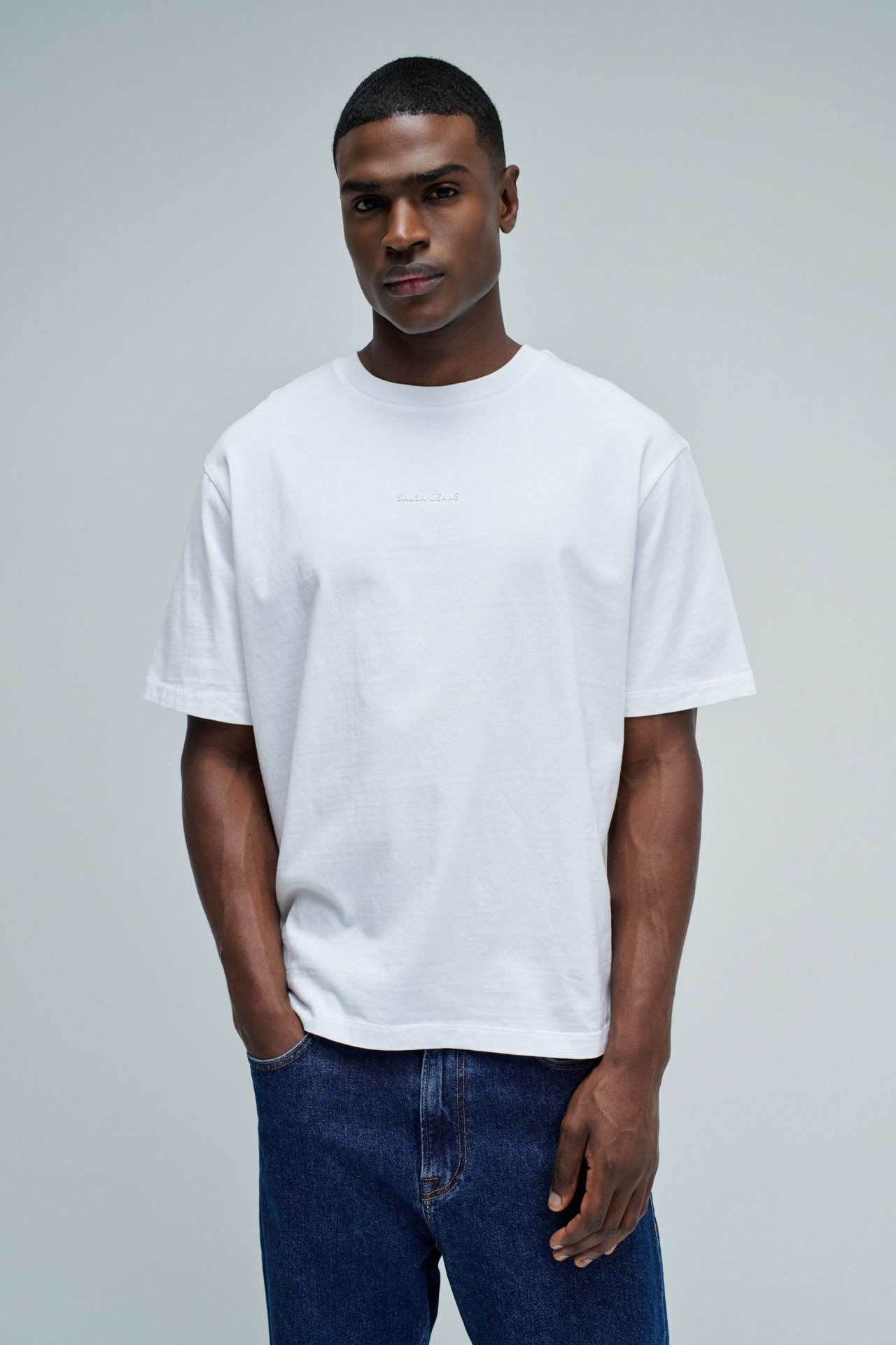 T-SHIRT WITH BRANDING