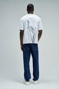 T-SHIRT WITH BRANDING
