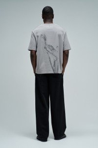 T-SHIRT COM BRANDING