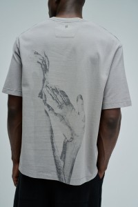 T-SHIRT COM BRANDING