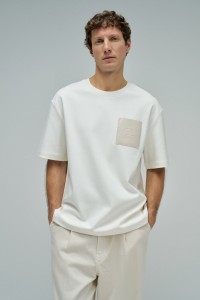 T-SHIRT MET BRANDING