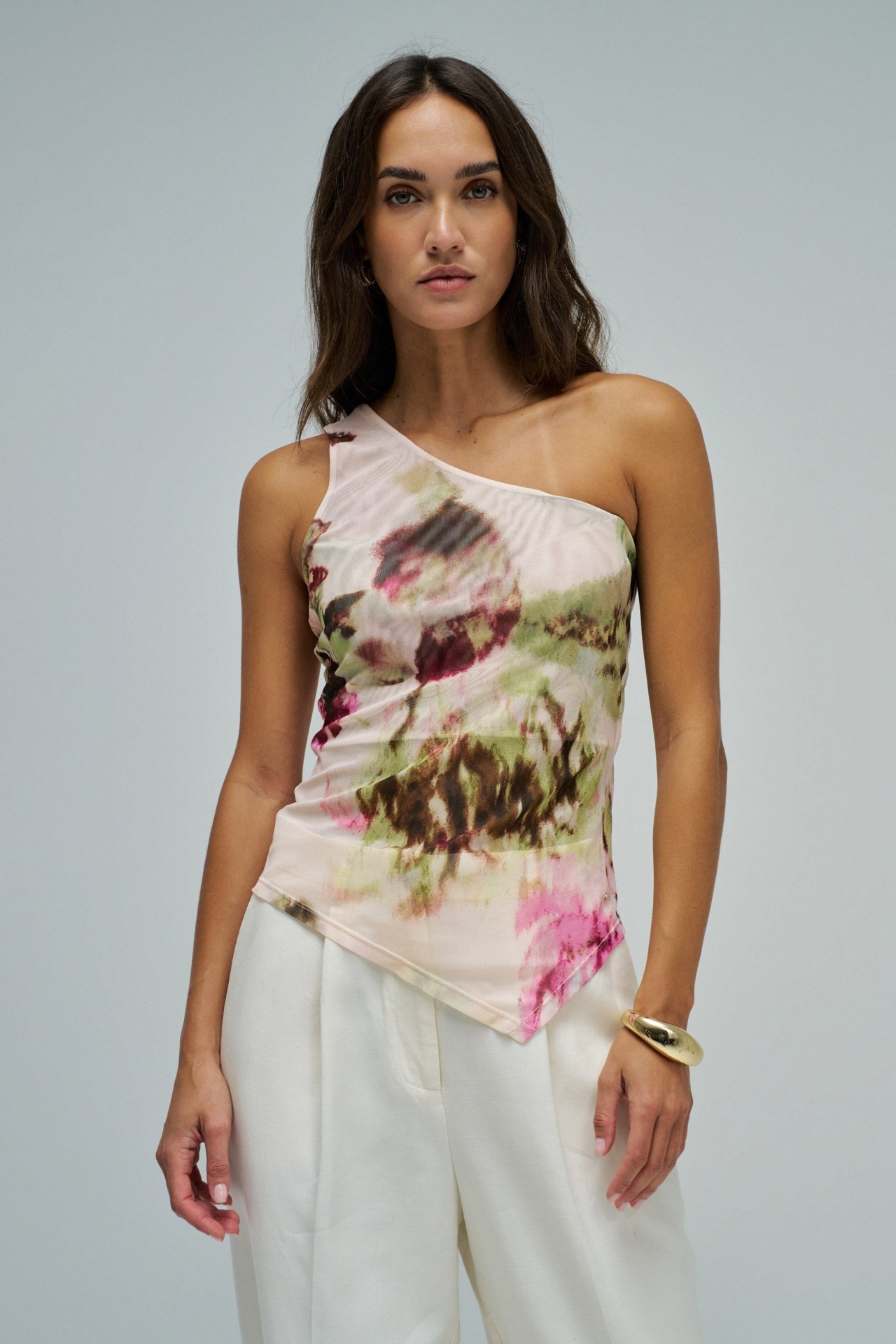 TOP ASYM�TRIQUE AVEC MOTIF