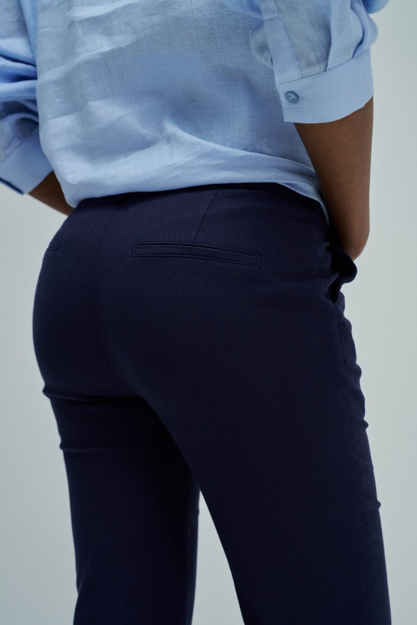 CHINO FLARE CON LINO