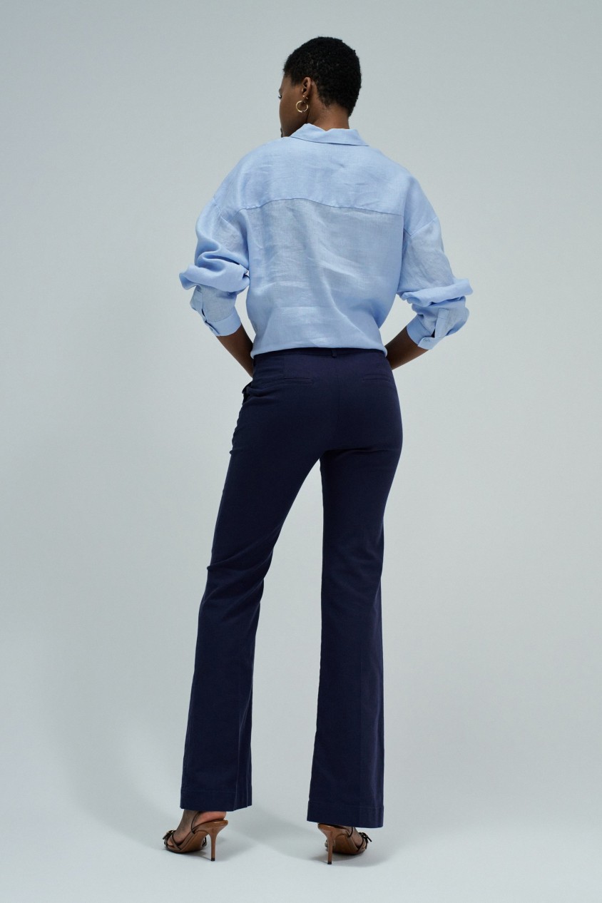 CHINO FLARE CON LINO