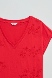 T-SHIRT AVEC BRODERIES